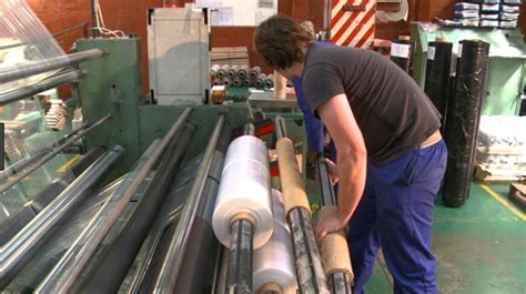 What Is Extrusion Machine Operator