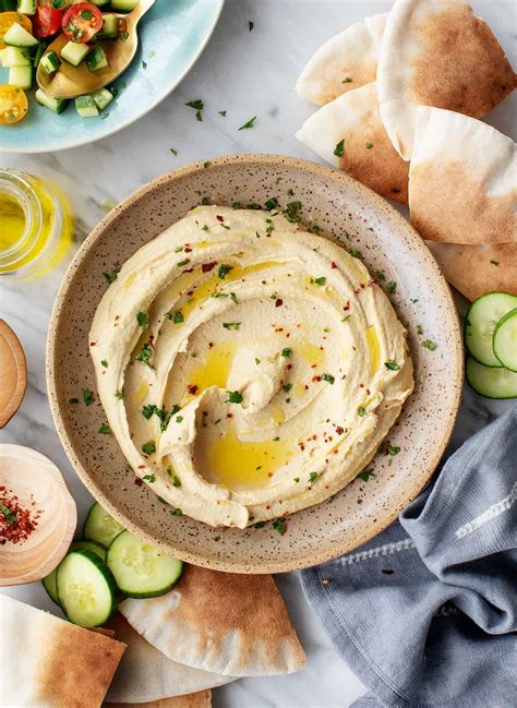 what is hummus and how to use it