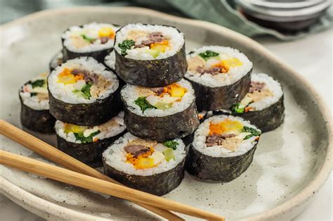 what is in kimbap