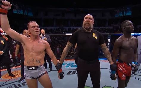what is majority decision in ufc