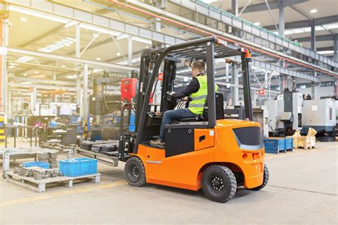 what is material handling in warehouse