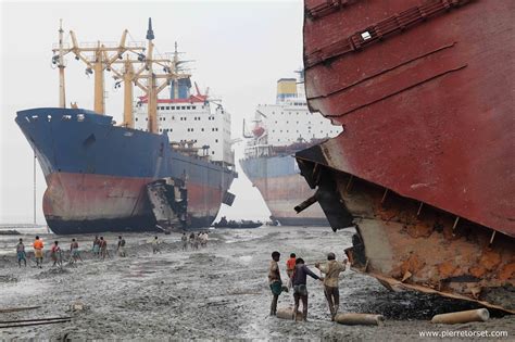 what is ship breaking