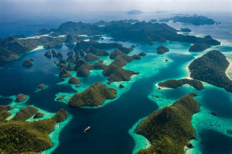 what is special about raja ampat