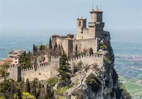 what is the capital city of san marino