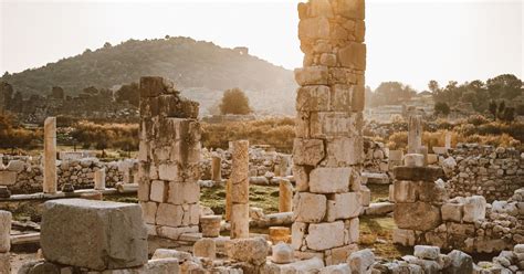 what is the definition of ancient