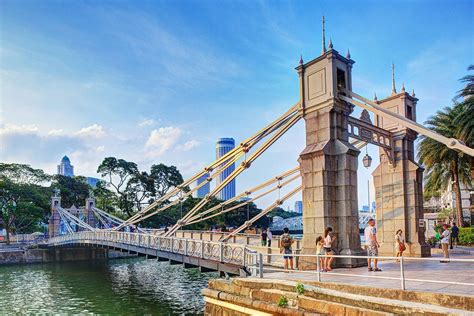 what is the oldest bridge in singapore