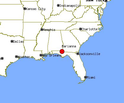 what is the population of marianna florida