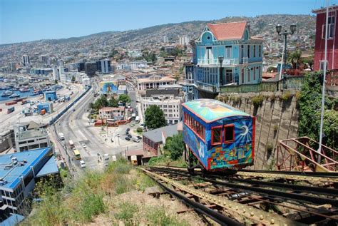 what is the population of valparaiso chile