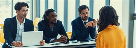 what is the primary purpose of an interview in a management context