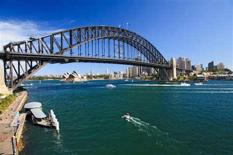 what is the sydney harbour bridge