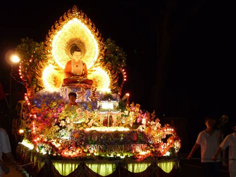 what is vesak day in buddhism