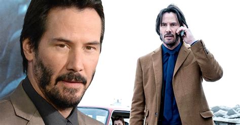 what is wrong with keanu reeves legs