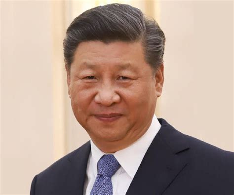 what is xi's age