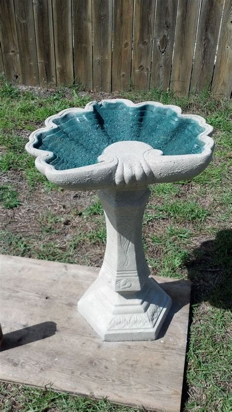 what kind of paint to use on a bird bath