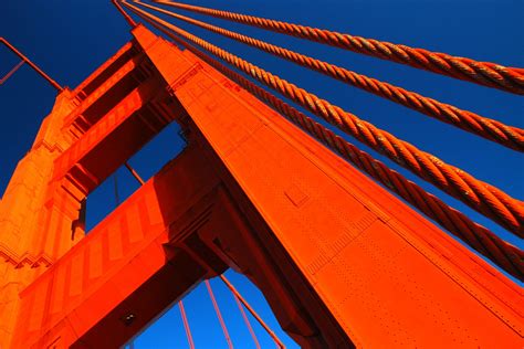 what material is the golden gate bridge
