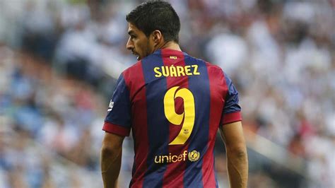what number is luis suarez