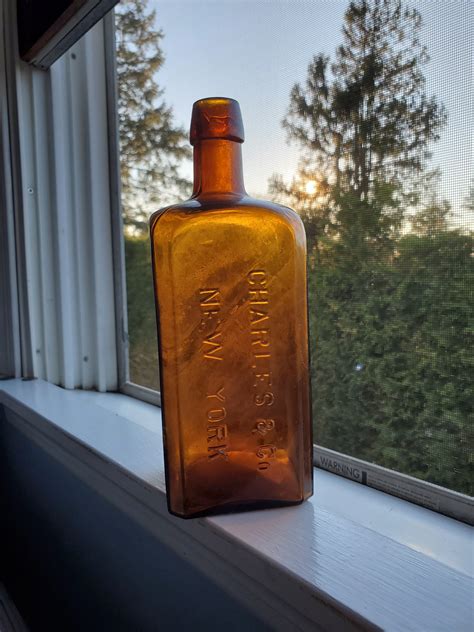what old bottles are valuable