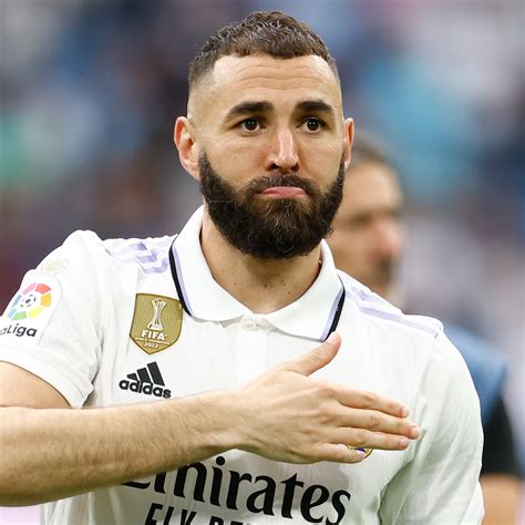 what position does karim benzema play