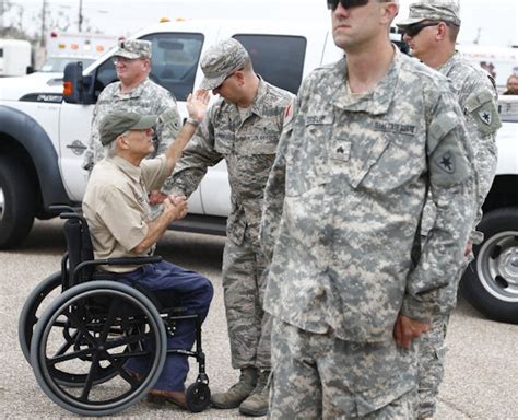 what put governor abbott in a wheelchair