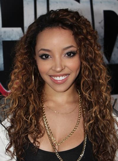 what race is tinashe