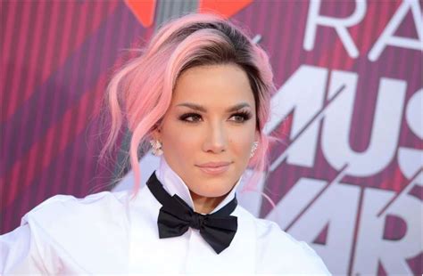 what sexuality is halsey