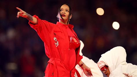 what songs did rihanna sing super bowl