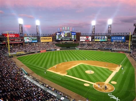 what stadium do the white sox play