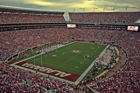 what stadium is alabama playing in today