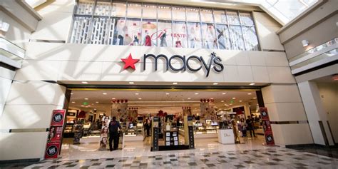 what time does macy's open on saturday