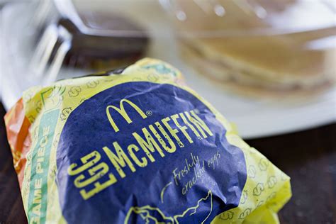 what time does mcdonald's breakfast end uk