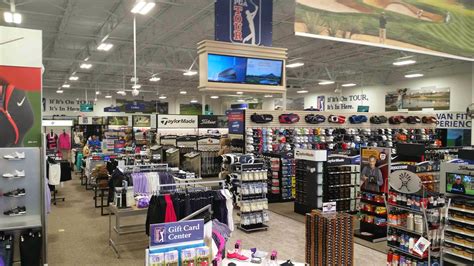 what time does the pga store open