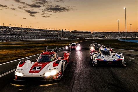 what time does the rolex 24 start 2023
