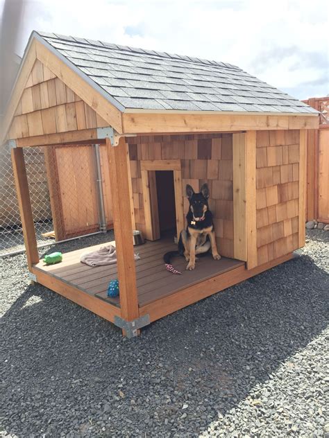 Adirondack Cabin Dog House DogKennels Luxury dog house, Cool dog
