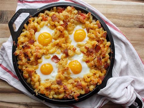 what to eat with mac and cheese for breakfast