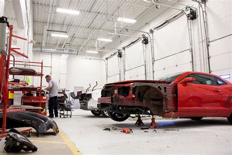 What to Expect from a Reputable Auto Body Repair Shop