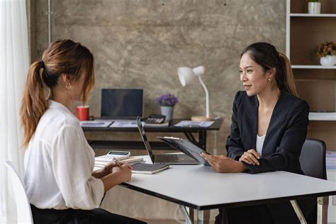 what to go with to an interview
