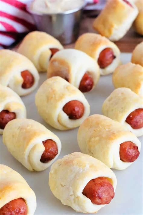 Pigs in a Blanket {5 Minutes Prep! +VIDEO} Lil' Luna
