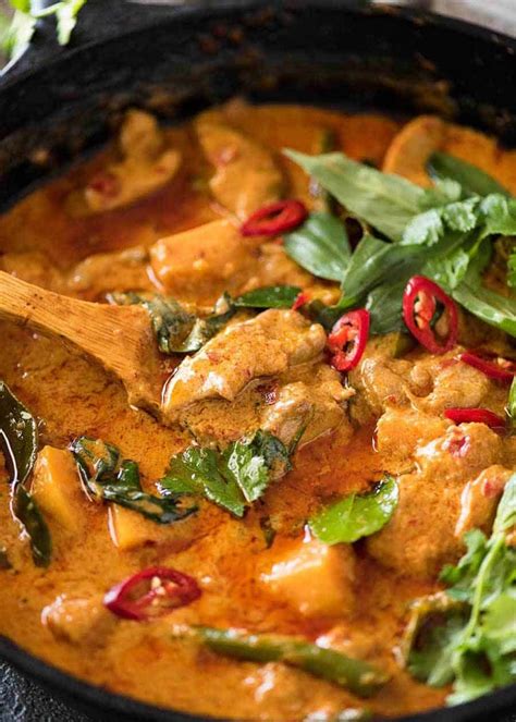 what to make with red curry paste
