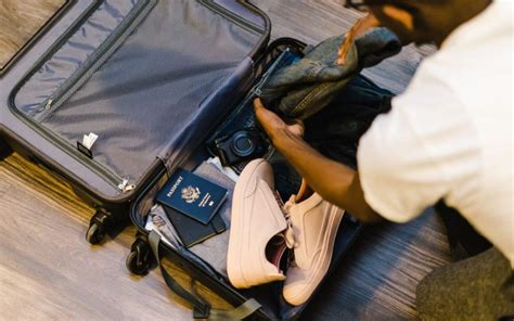 What To Pack In Suitcase When Moving