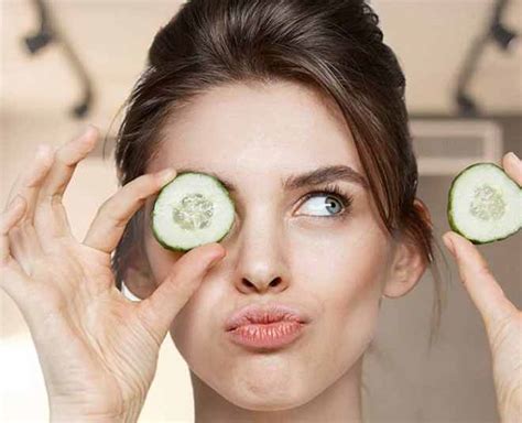 What To Put On Eyes Instead Of Cucumbers