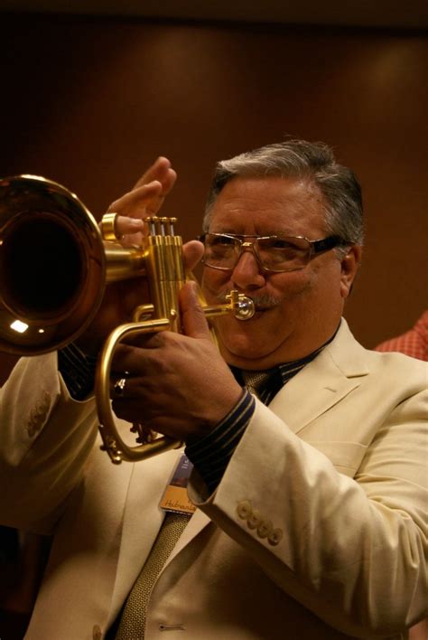 what trumpet does arturo sandoval play