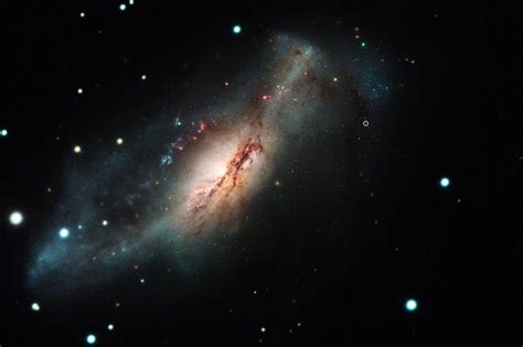 what type of galaxy is ngc 2146