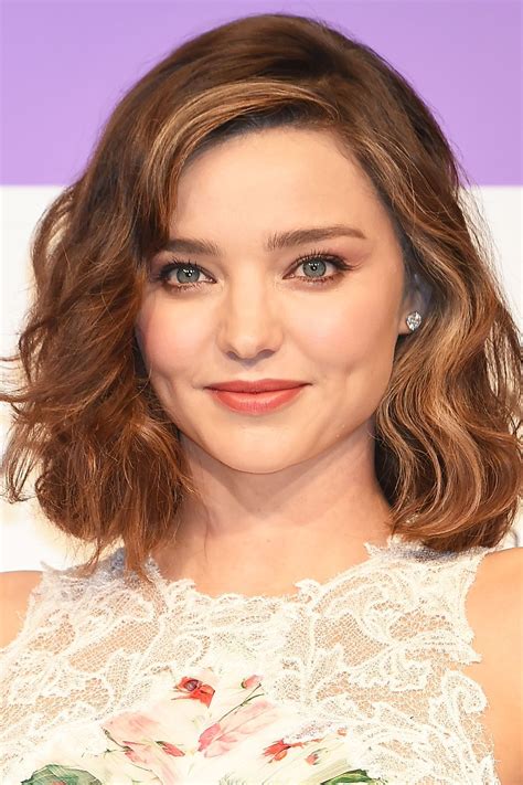 Stunning What Type Of Hairstyle Is Best For Round Faces For Short Hair