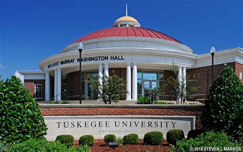 what type of school is tuskegee university