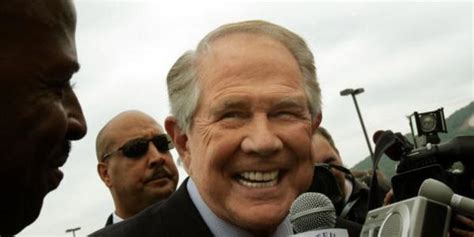 what was pat robertson's net worth