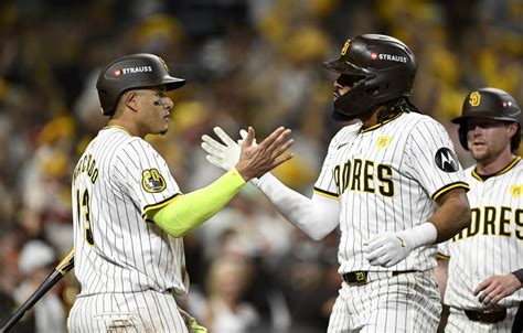 what was the final score of the san diego padres game today