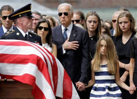 what was the name of joe biden son that died