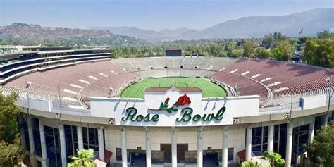 All 39 college football bowl games Columnist can help you win your