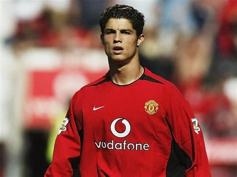 what year did ronaldo join manchester united