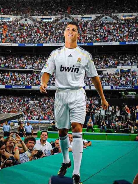 what year did ronaldo join real madrid